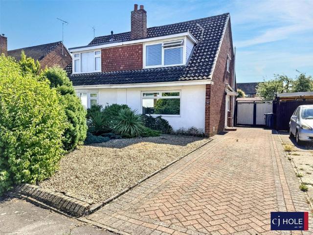House for sale in Hucclecote, Gloucester