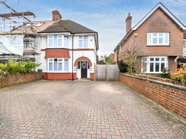 House for sale in Castle, Bedford