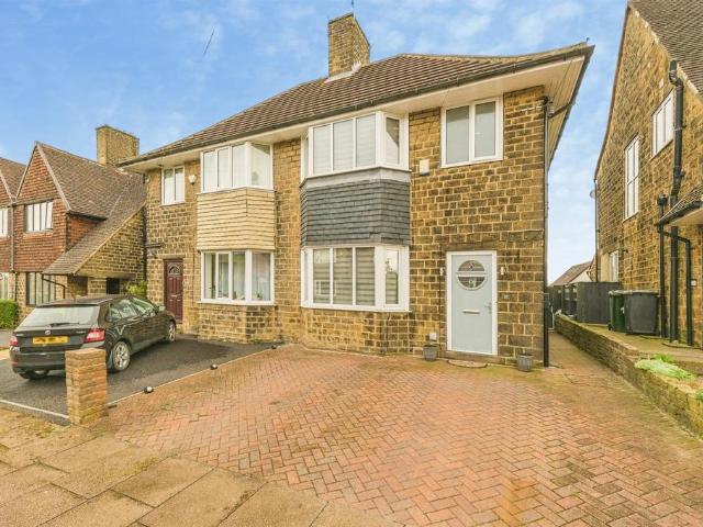 House for sale in Lindley, Kirklees