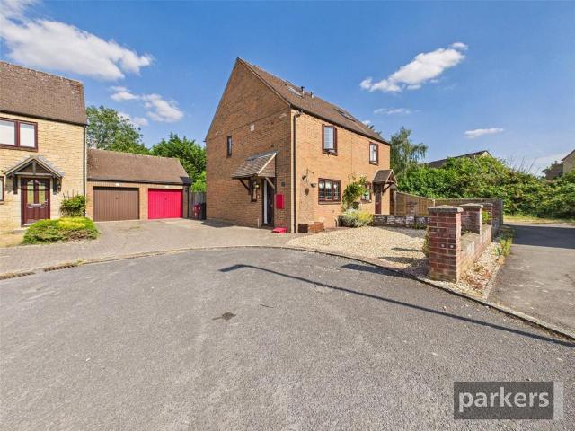 House for sale in Deer Park, Black Bourton