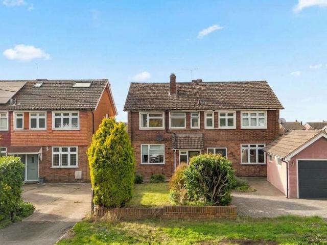 House for sale in Queens Park, Billericay