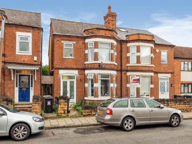 House for sale in Attenborough, East Midlands