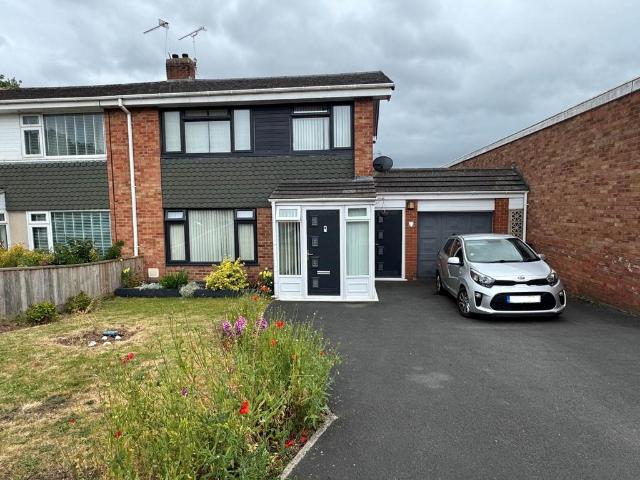 House for sale in Halcon, Rumwell