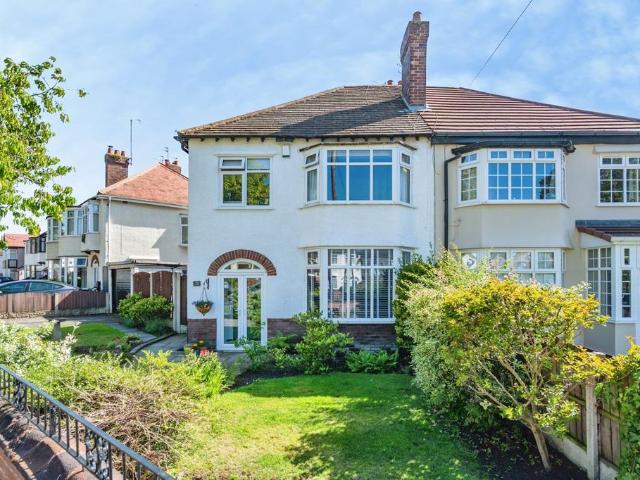 House for sale in Great Crosby