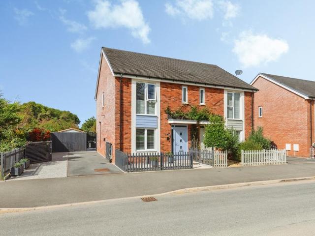 House for sale in Meon Vale, Stratford-on-Avon