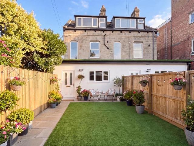 House for sale in Cuddy Hill, Leeds