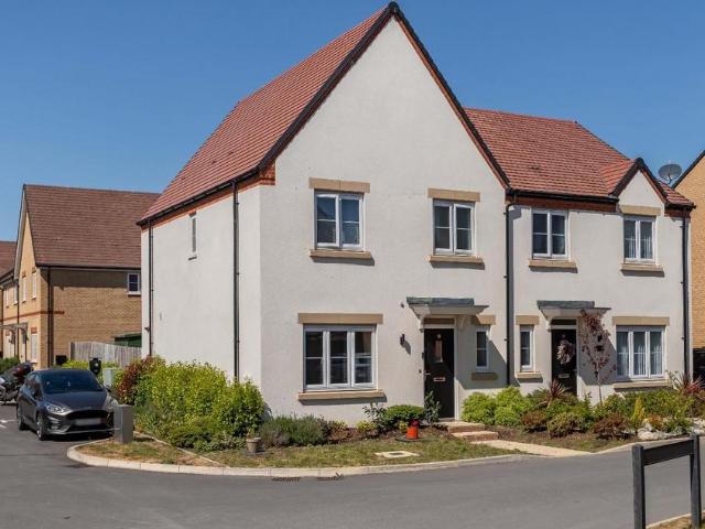 House for sale in Fishersgate, West Sussex