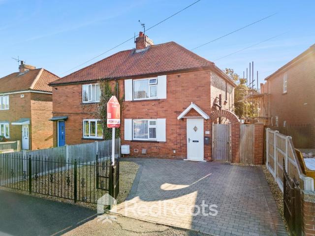 House for sale in Dunscroft, Doncaster