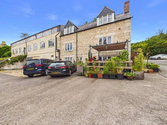House for sale in Brimscombe and Thrupp, School House