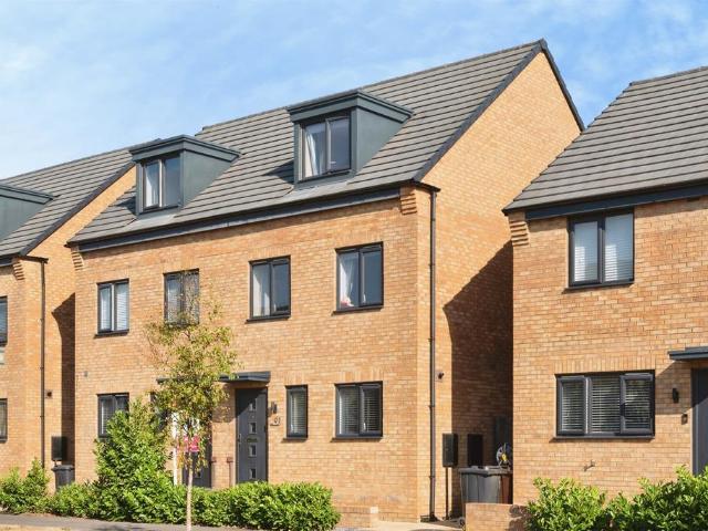 House for sale in Kingswood, Hull