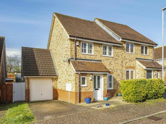 House for sale in Bramingham Park, Luton