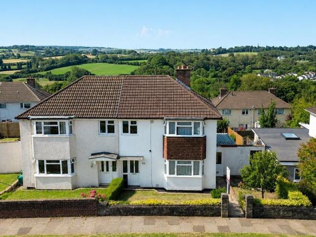 House for sale in Pontyclun, Wales