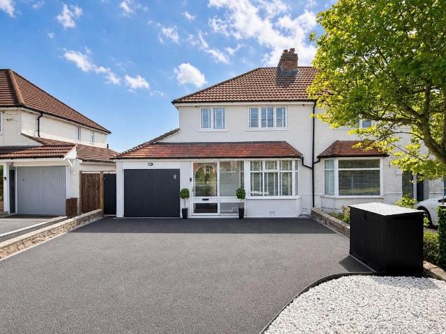 House for sale in Wythall CP, Bromsgrove