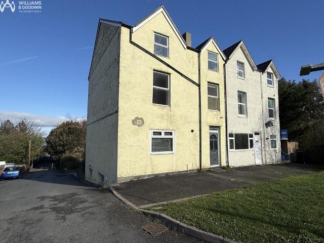 House for sale in Llanfairfechan, Wales