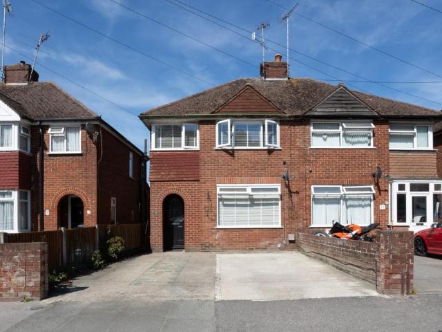 House for sale in Westbrook, Acol