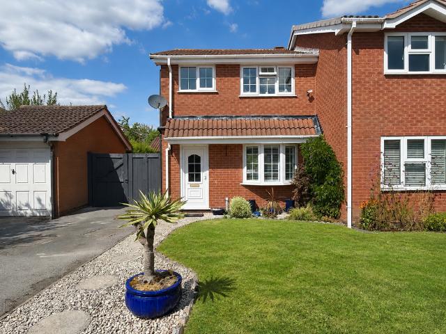 House for sale in Monkspath, West Midlands