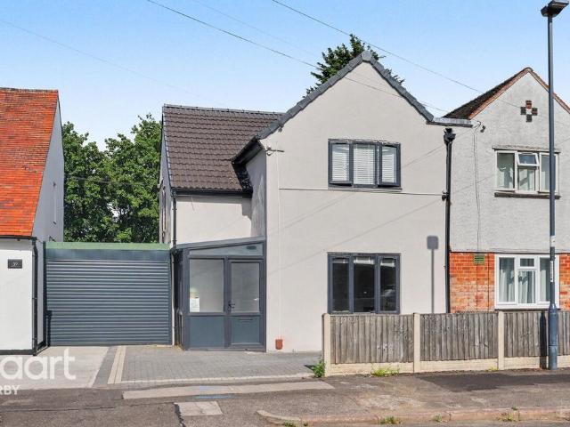 House for sale in Allenton, East Midlands