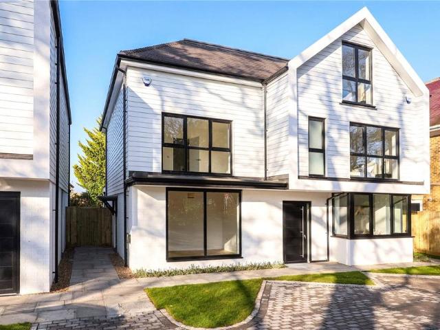 House for sale in Blackhills, Surrey