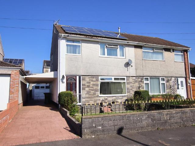 House for sale in Llantrisant, Beddau