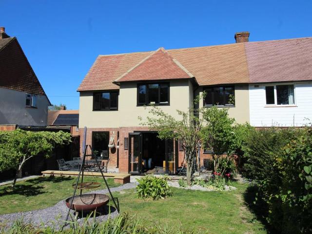 House for sale in Trench Wood, Bourne Vale
