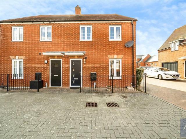 House for sale in Buckingham, Buckinghamshire