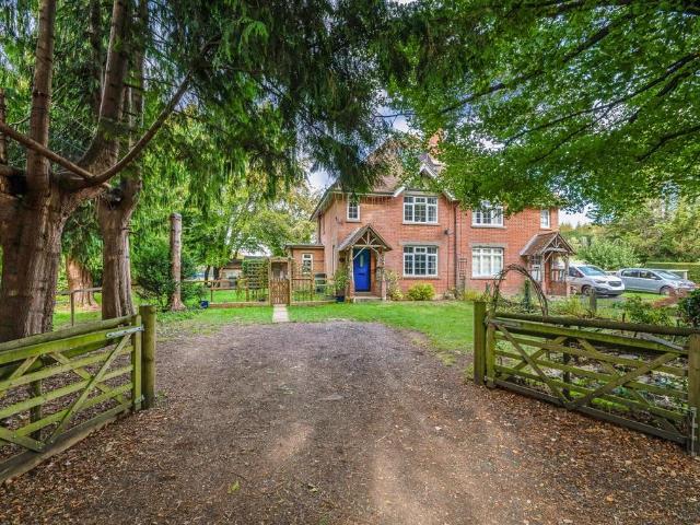 House for sale in Buckholt, Test Valley