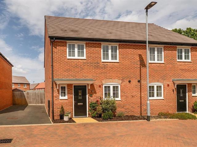 House for sale in Bedford