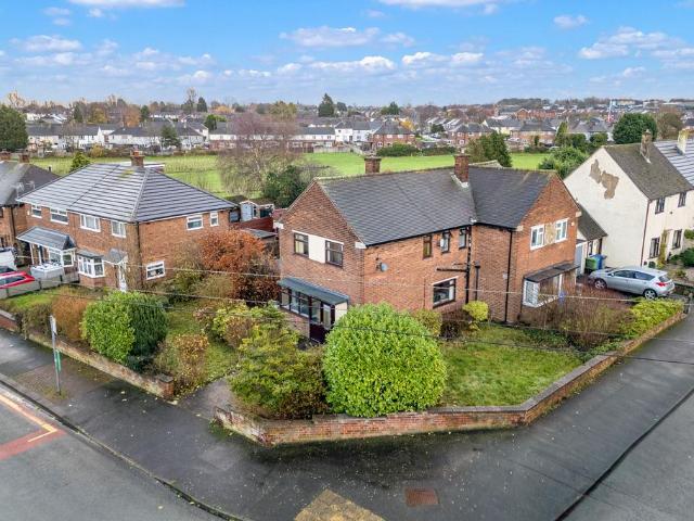 House for sale in Halton