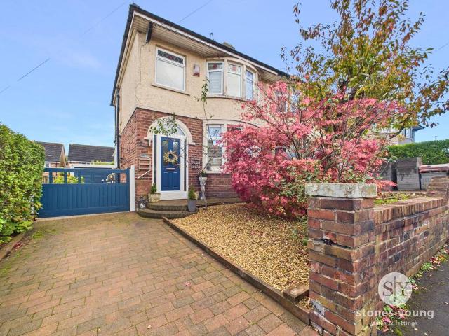 House for sale in Lammack, Blackburn