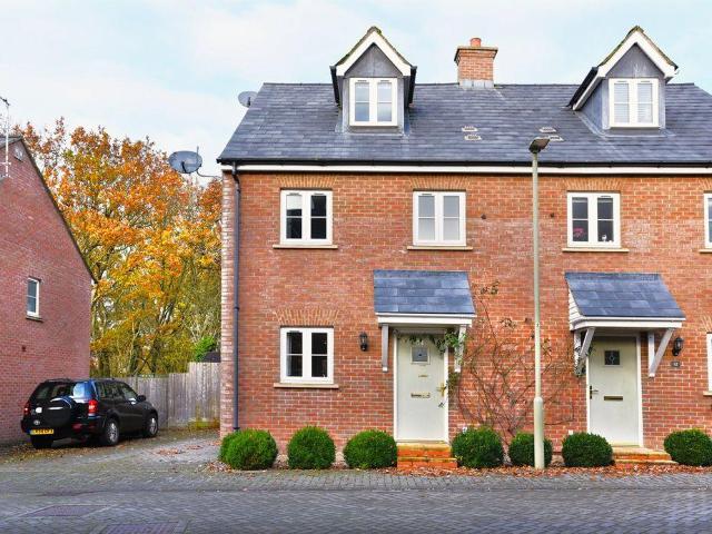 House for sale in Evershot, Oxfordshire