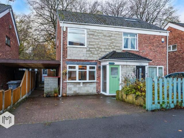 House for sale in New Hall Farm, Wigan