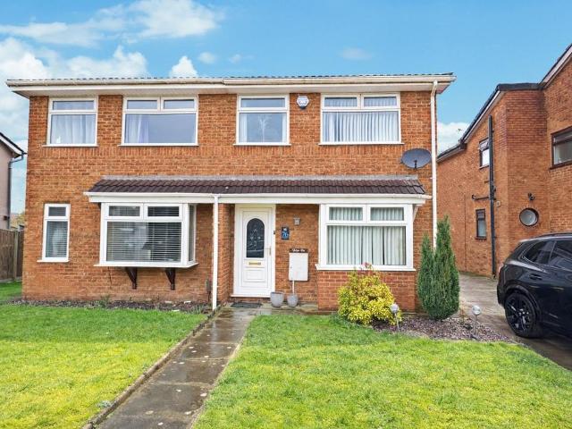 House for sale in Westhoughton, Lee Bank