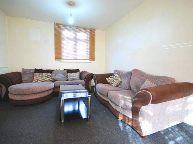 House for sale in Alperton, Greater London