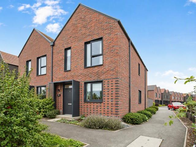 House for sale in Houlton, Rugby