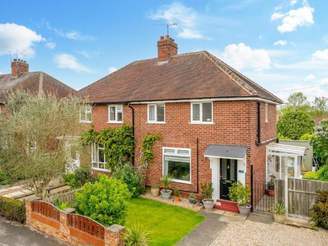 House for sale in Fishers Green, North Yorkshire