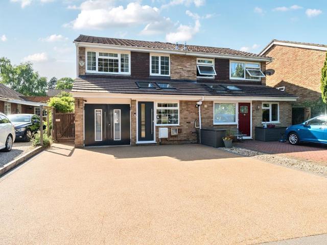 House for sale in Cox Green, Maidenhead