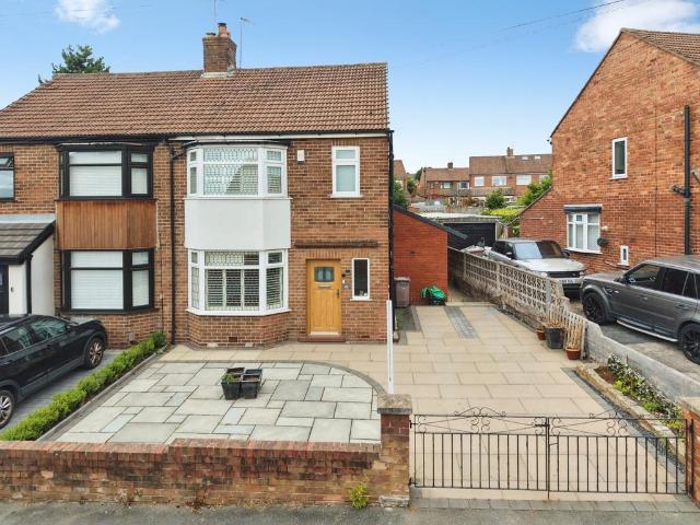 House for sale in Billinge, St Helens