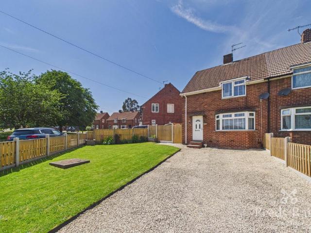 House for sale in Newbold, Loundsley Green