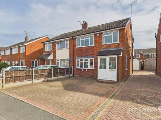 House for sale in The Heath, Beamhurst
