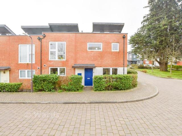 House for sale in Midway, Kent