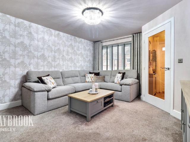 House for sale in Pogmoor, South Yorkshire