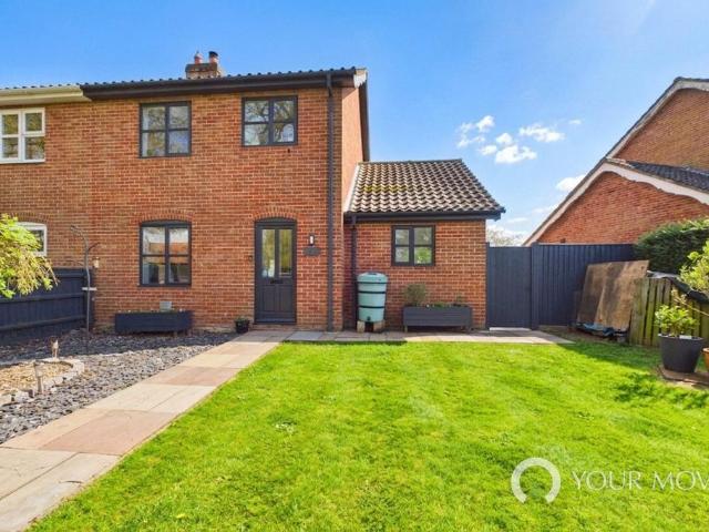 House for sale in Stone Street, Eastbridge