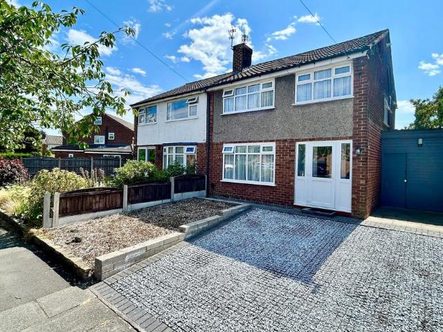 House for sale in Heald Green, Stockport