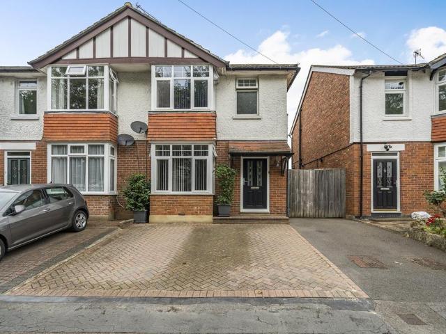 House for sale in Southborough, Sandown Park