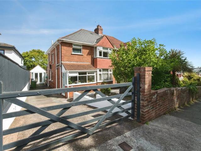 House for sale in Watergate, Devon