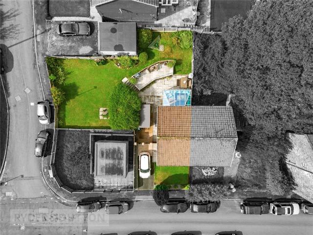 House for sale in Mossley Cross, Tameside