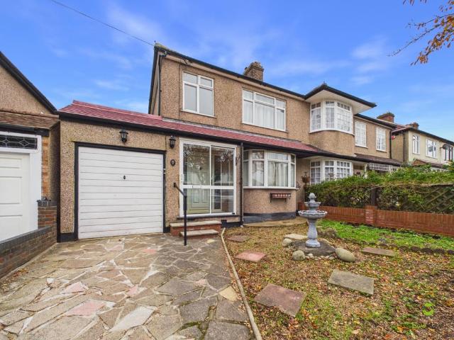House for sale in London Borough of Bexley, Greater London