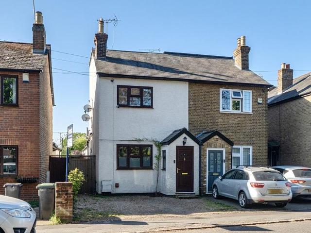 House for sale in Burnham, Swallow