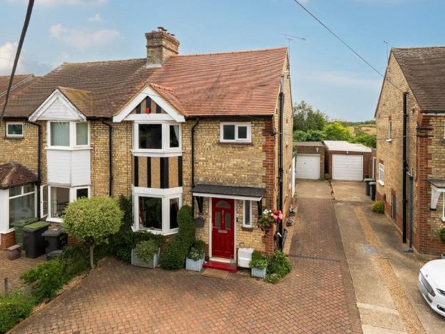 House for sale in Lower Stondon, Bedfordshire