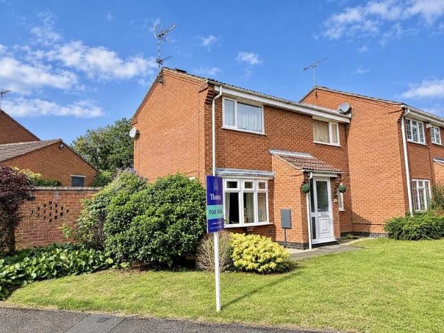 House for sale in Whetstone, Pinfold